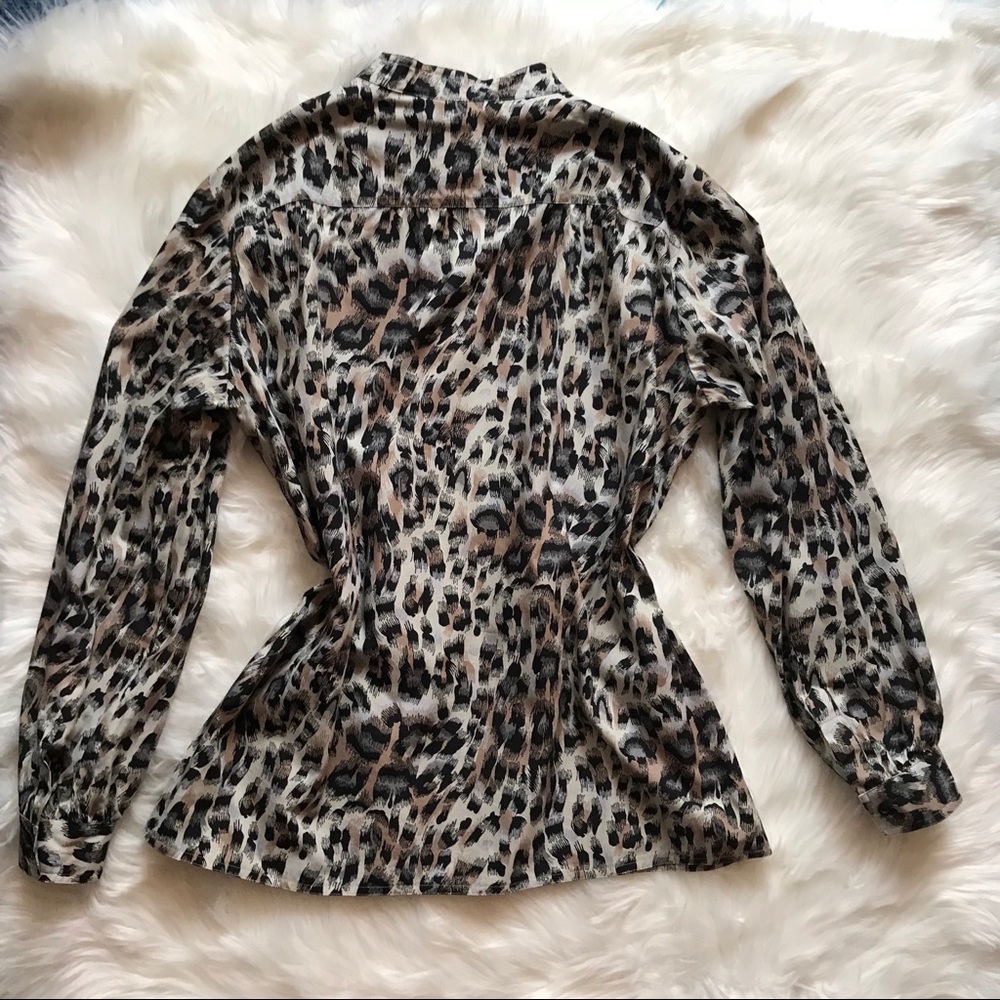 ⭕️SOLD⭕️ Authentic Chloe Leopard Print Blouse - Picture 3 of 8